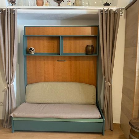 La Tana Dei Pirati 2 Apartman Nápoly Kültér fotó